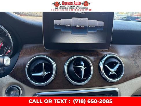 Used 2018 Mercedes-Benz GLA 250 4MATIC w/ Premium Package image 46