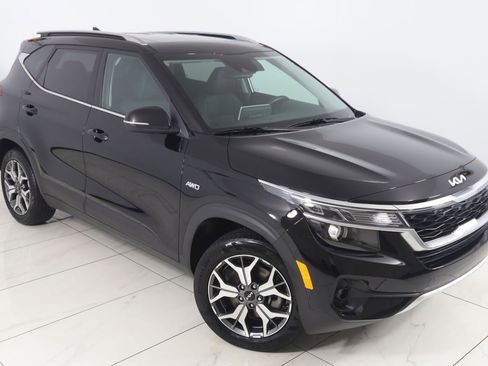 Used 2023 Kia Seltos EX AWD/4WD image 19