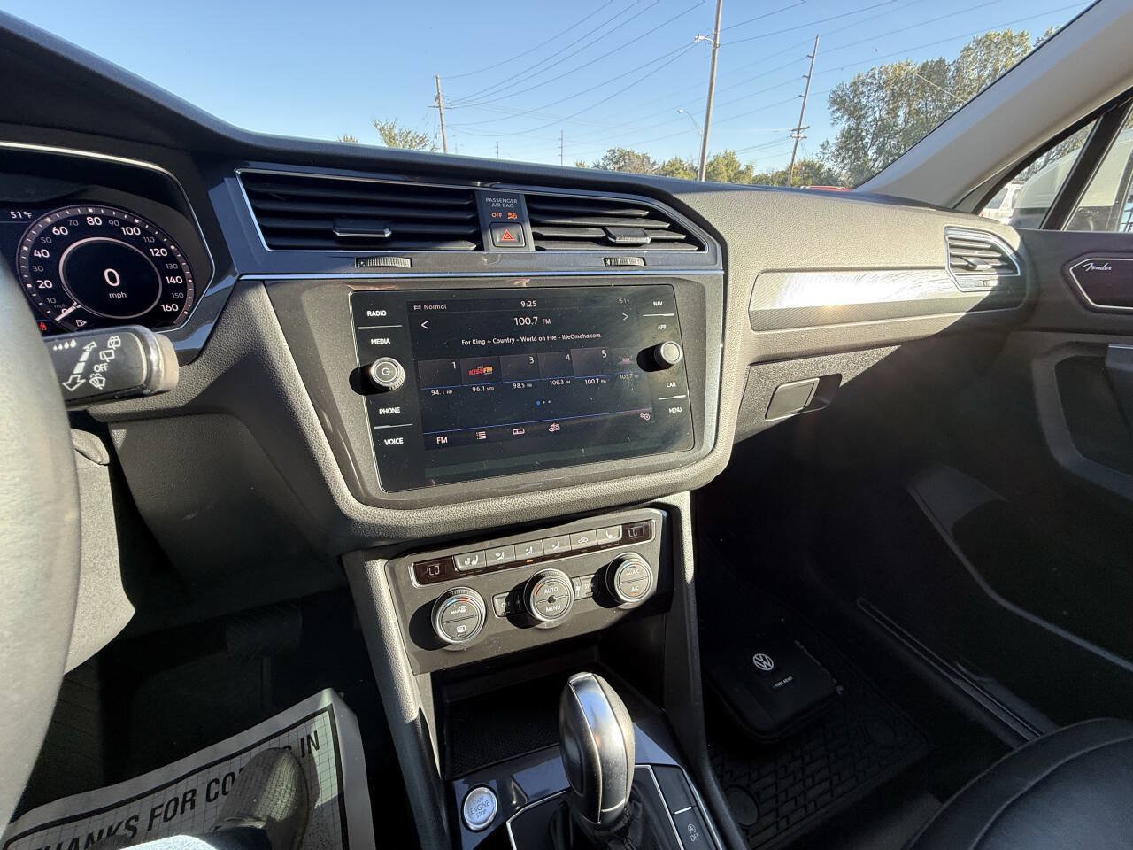 Used 2019 Volkswagen Tiguan SEL Premium AWD/4WD image 25