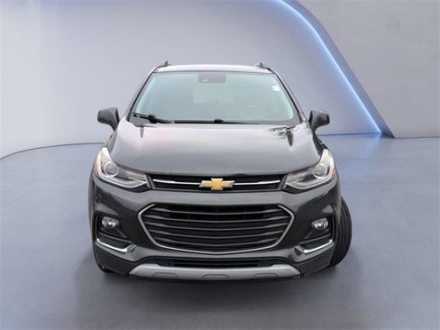 Used 2017 Chevrolet Trax Premier w/ Driver Confidence II Package image 12