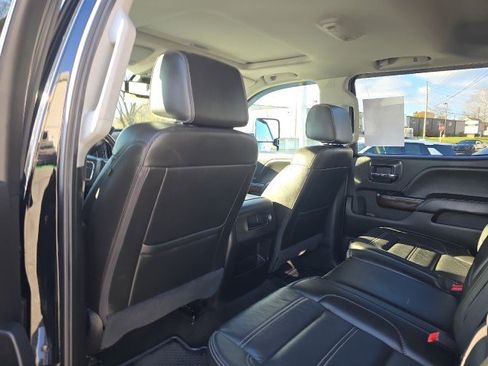 Used 2018 GMC Sierra 2500 Denali image 15
