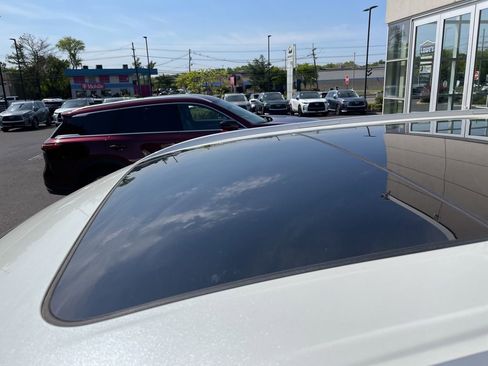 Certified 2023 INFINITI QX60 Luxe AWD/4WD image 3