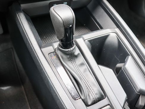 Certified 2024 Honda Accord EX image 27
