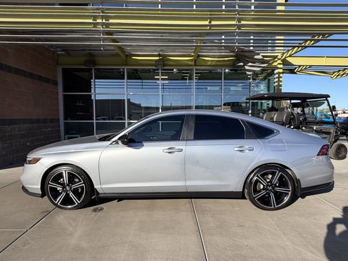 Used 2024 Honda Accord Sport image 7