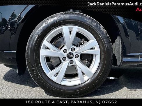 Used 2025 Audi Q5 Premium w/ Convenience Package AWD/4WD image 8