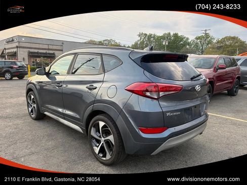 Used 2018 Hyundai Tucson Value w/ Cargo Package image 6