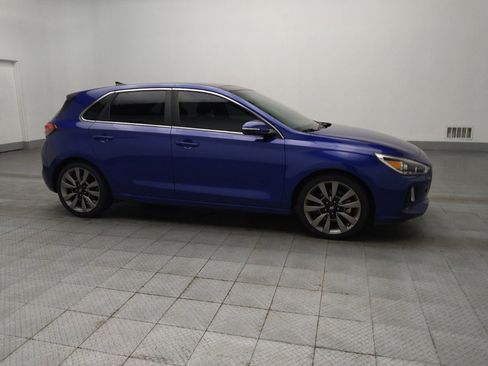 Used 2018 Hyundai Elantra GT Sport w/ Sport Tech Package 04 image 11