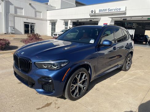 Certified 2023 BMW X5 sDrive40i w/ M Sport Package image 1
