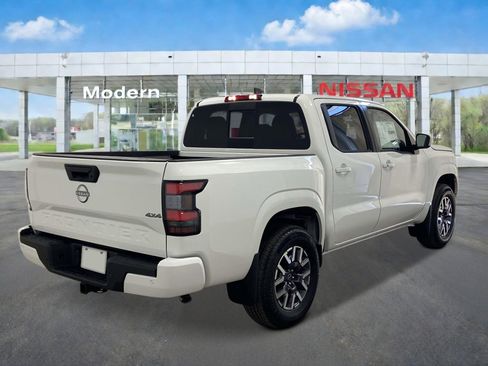 New 2026 Nissan Frontier SV AWD/4WD image 3