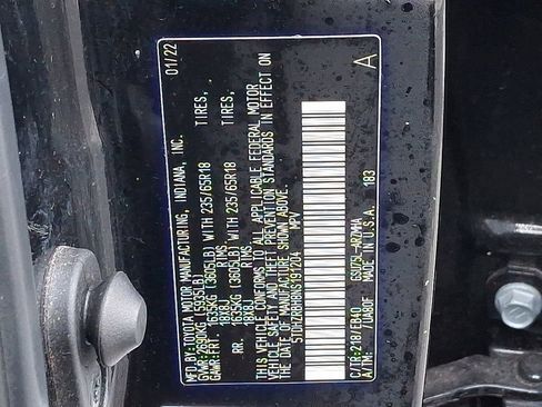 Used 2022 Toyota Highlander XLE image 29