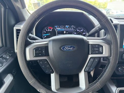 Used 2019 Ford F350 Lariat w/ Chrome Package image 17