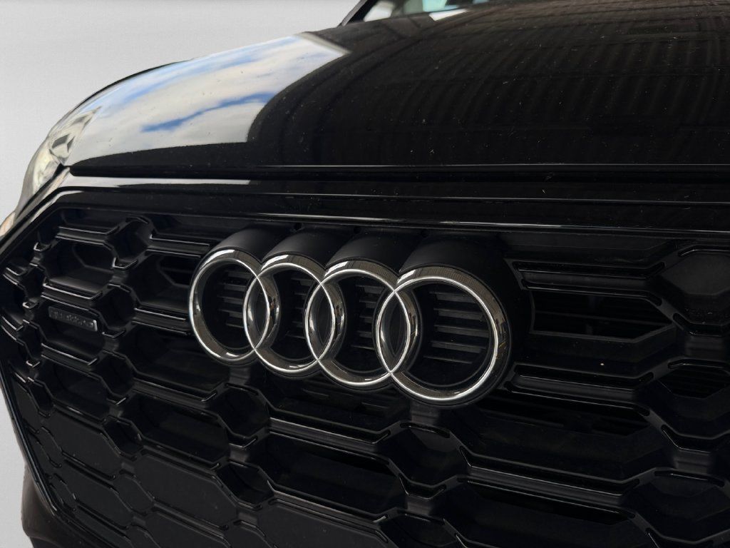 Used 2025 Audi Q5 2.0T Premium AWD/4WD image 31