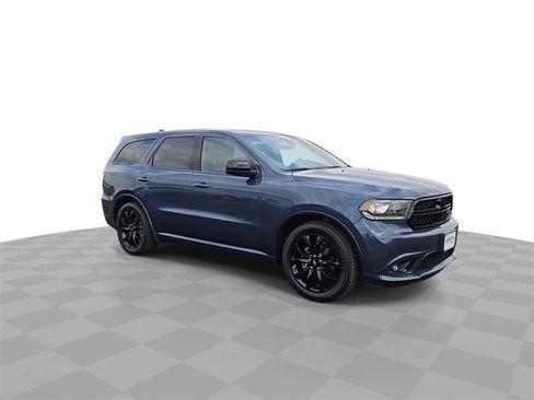 Used 2020 Dodge Durango SXT image 2