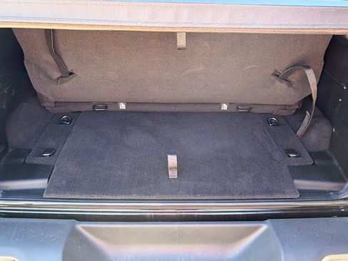 Used 2025 Jeep Wrangler Sport image 13