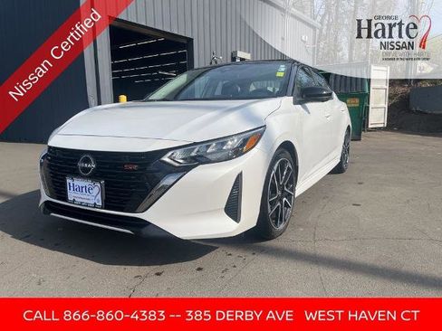 Certified 2025 Nissan Sentra SR w/ SR Premium Package image 1