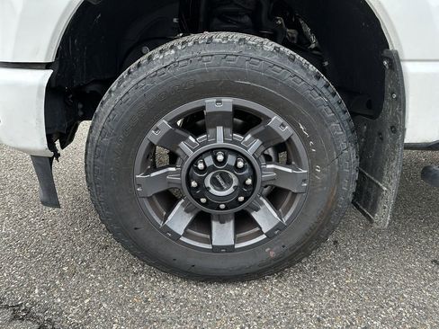 Used 2024 Ford F250 Lariat w/ Sport Appearance Package image 23