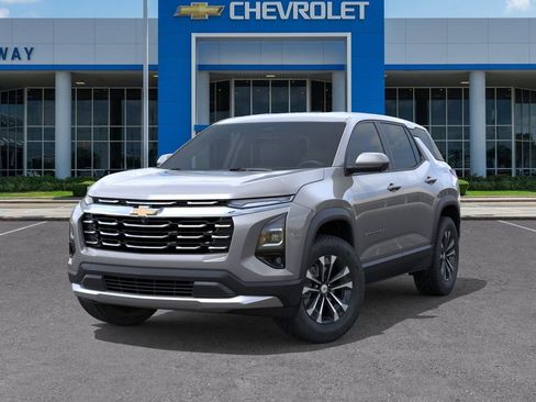 New 2026 Chevrolet Equinox LT image 6