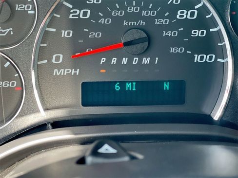 New 2025 GMC Savana 2500 w/ Communications Package image 12