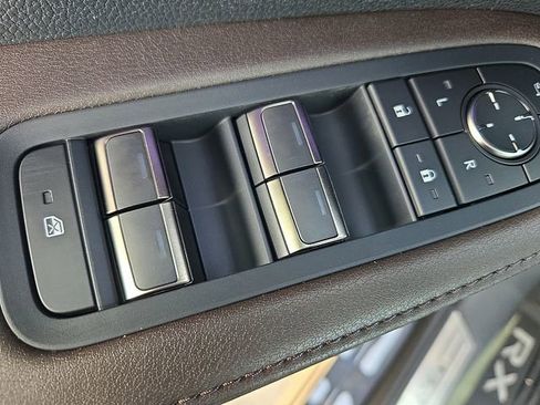 New 2026 Lexus RX 350 AWD image 9