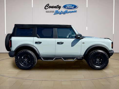 Certified 2024 Ford Bronco Wildtrak AWD/4WD image 6