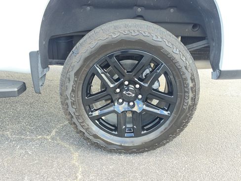 Certified 2025 Chevrolet Silverado 1500 LT Trail Boss w/ Convenience Package II AWD/4WD image 31