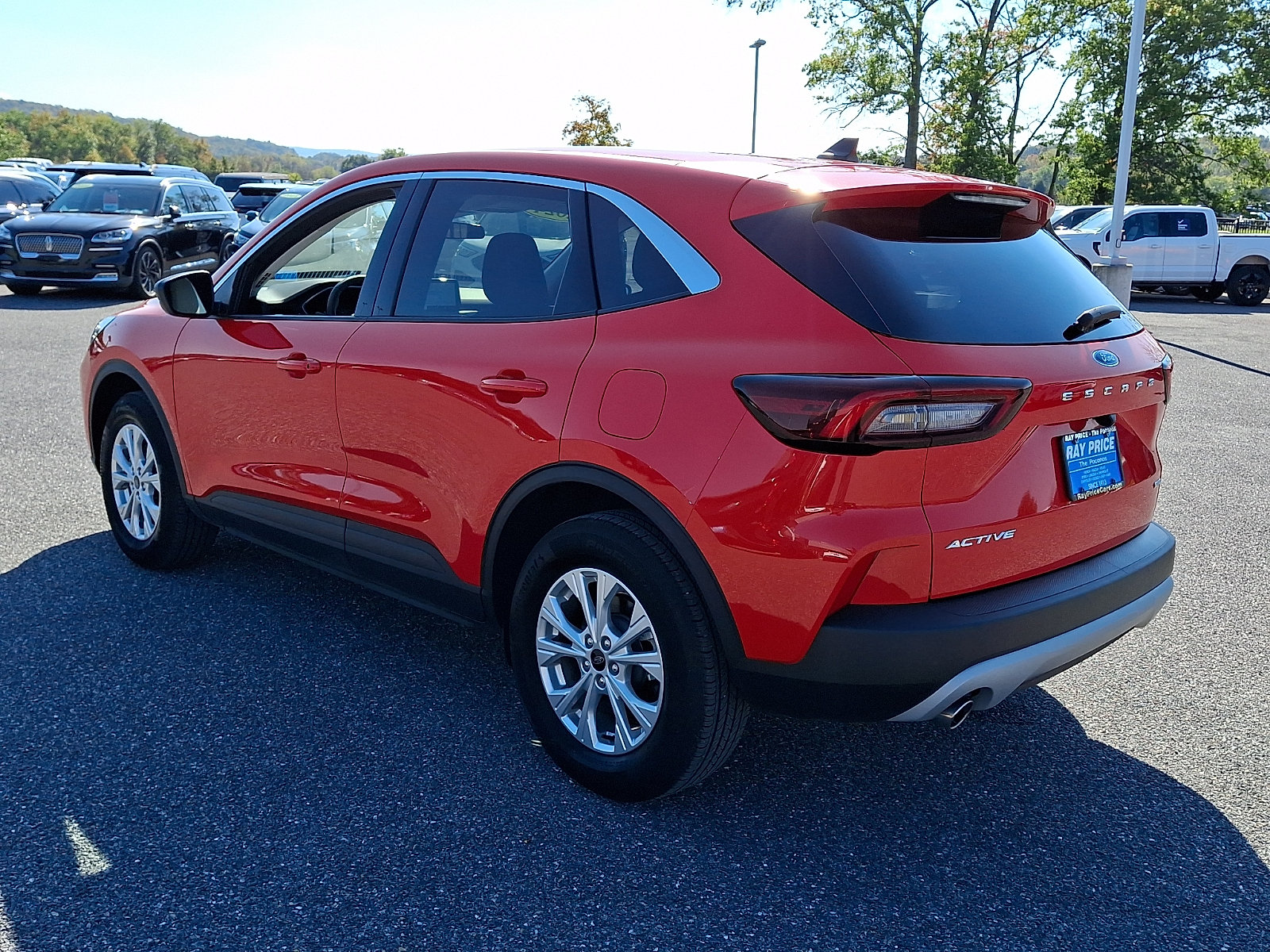 Used 2024 Ford Escape Active AWD/4WD image 5
