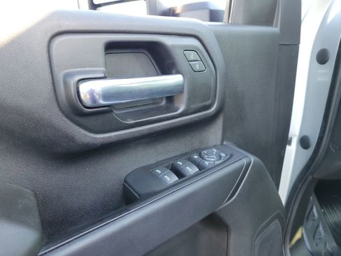 Used 2022 Chevrolet Silverado 2500 W/T w/ Gooseneck/5TH Wheel Package image 19