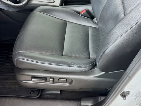 Used 2023 Honda Passport EX-L image 16