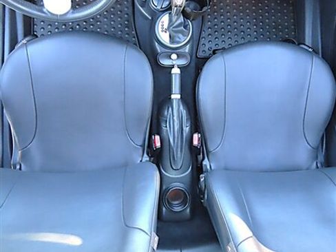 Used 2004 MINI Cooper Hardtop image 16