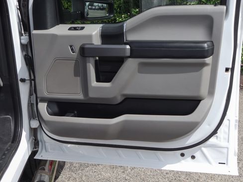 Used 2019 Ford F250 XLT AWD/4WD image 42