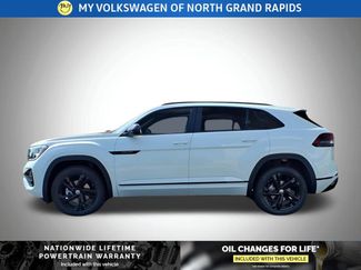 New 2026 Volkswagen Atlas Cross Sport SEL R-Line AWD/4WD video 4