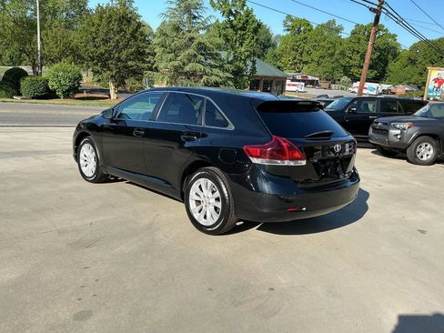 Used 2013 Toyota Venza LE FWD image 3