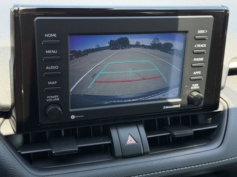 Certified 2022 Toyota RAV4 XLE w/ Convenience Package image 18