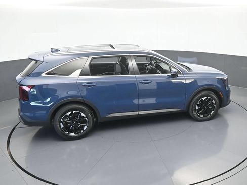 Used 2025 Kia Sorento S w/ Panoramic Sunroof Package FWD image 50