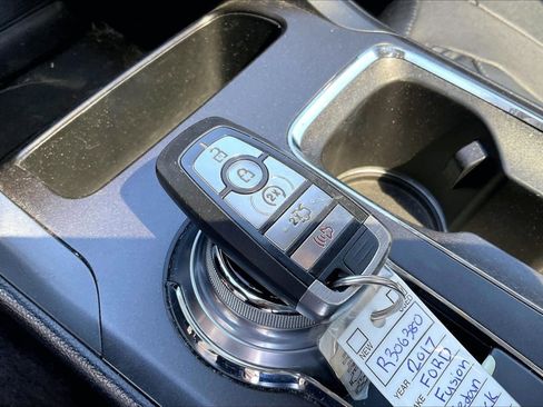 Used 2017 Ford Fusion Energi Titanium image 11