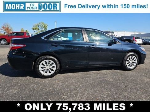 Used 2017 Toyota Camry LE image 7