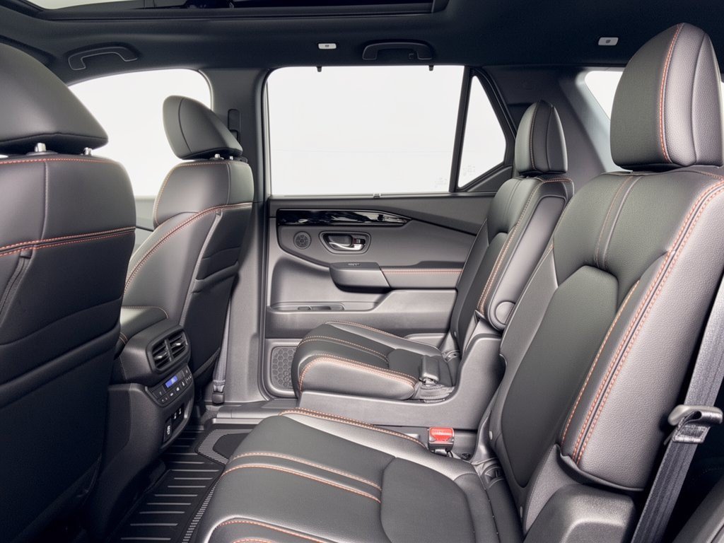 New 2026 Honda Pilot TrailSport image 25