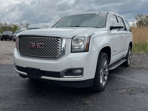 Used 2017 GMC Yukon Denali w/ Open Road Package AWD/4WD image 1