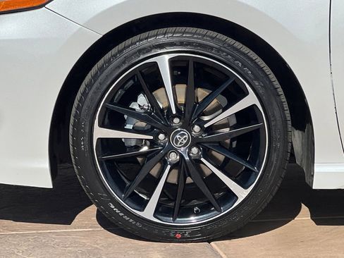 Certified 2020 Toyota Camry XSE image 33