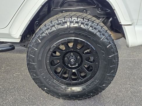 Used 2021 Jeep Wrangler Unlimited Sahara image 10