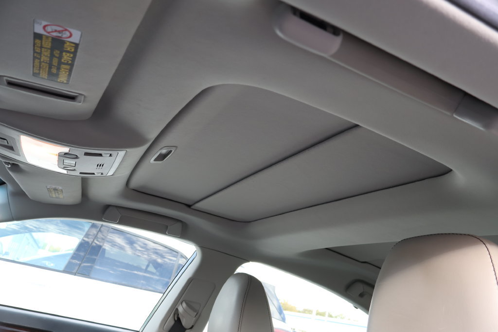 Used 2014 Lexus ES 350 w/ Ultra Luxury Package FWD image 10
