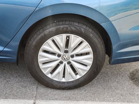 Used 2020 Volkswagen Jetta S w/ Driver Assistance Package image 9