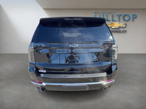 Certified 2025 Chevrolet Suburban Premier image 8