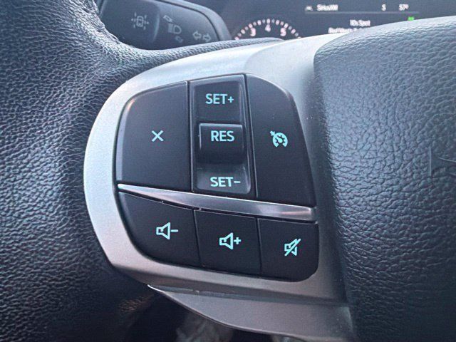 Used 2023 Ford Explorer XLT AWD/4WD image 44