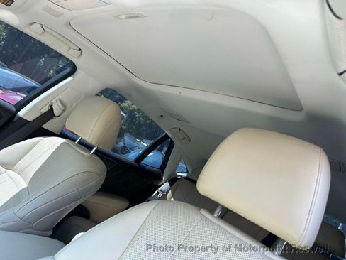 Used 2019 Lexus LS 500 w/ Accessory Package (Z2) RWD image 24