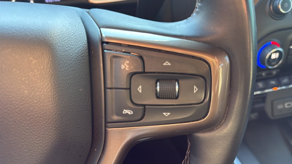 Used 2023 Chevrolet Silverado 3500 High Country AWD/4WD image 24