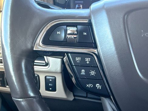 Used 2022 Lincoln Navigator Reserve image 46