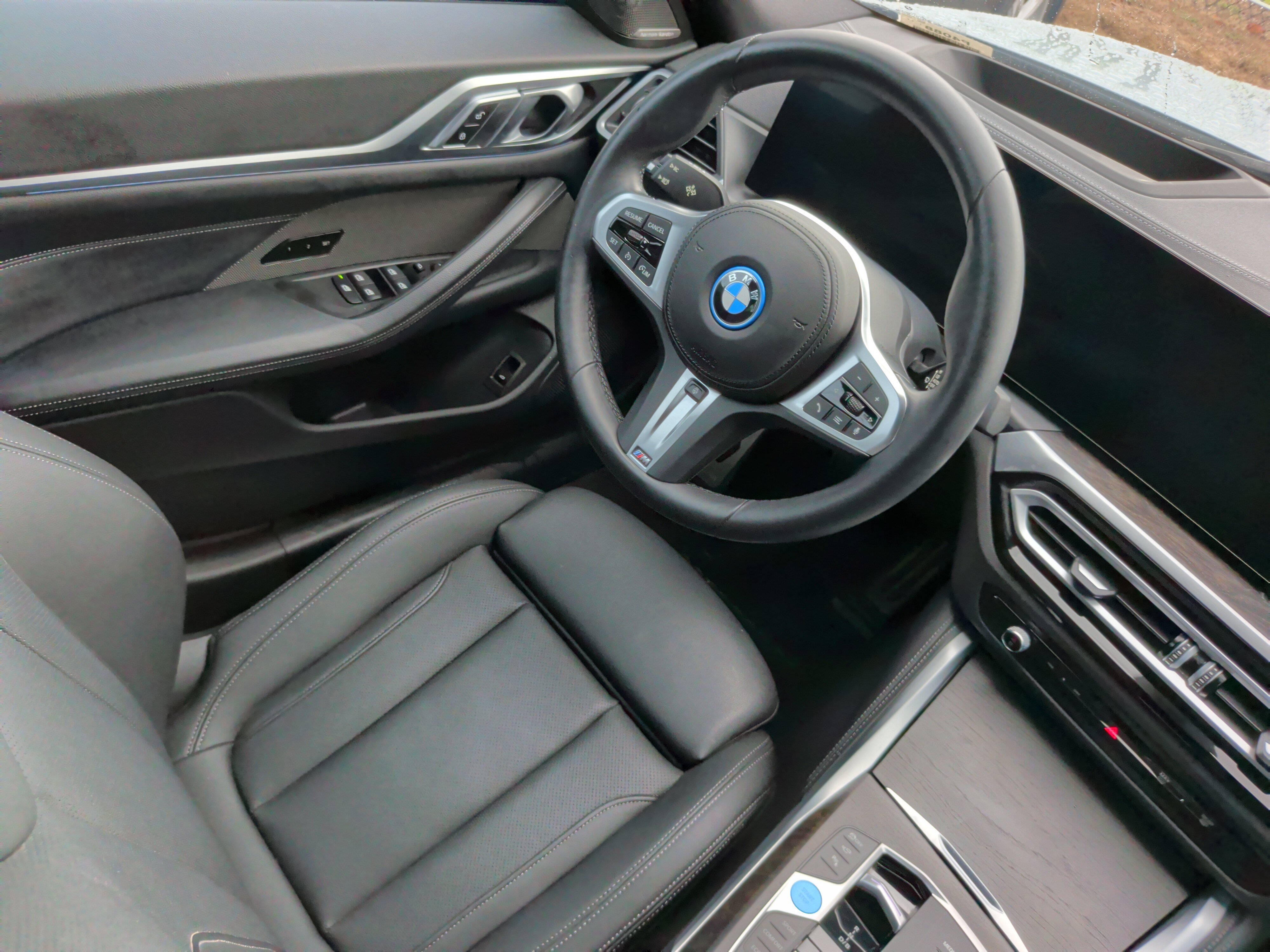 Used 2023 BMW i4 eDrive40 w/ M Sport Package RWD image 30