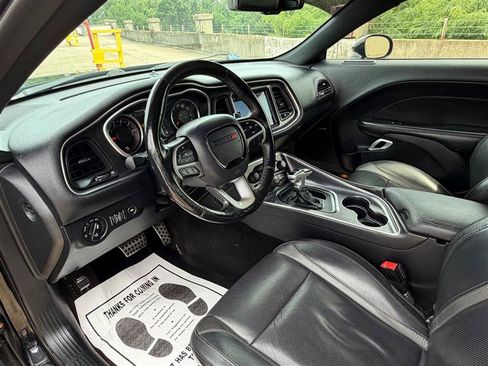 Used 2017 Dodge Challenger GT w/ Premium Sound Group AWD/4WD image 32