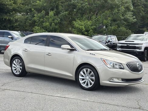 Used 2014 Buick LaCrosse Leather w/ Driver Confidence Package FWD image 10